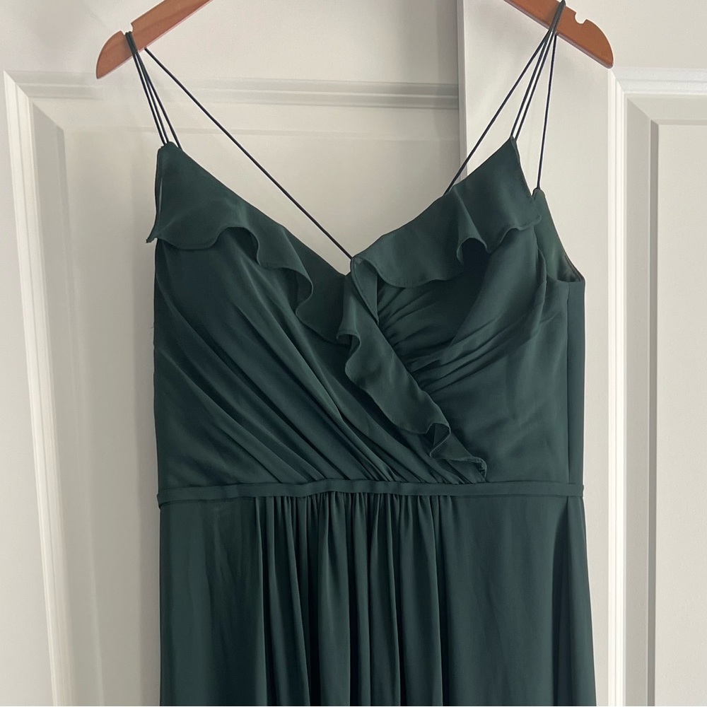 Elegant Green Maxi Dress - Picture 5 of 7